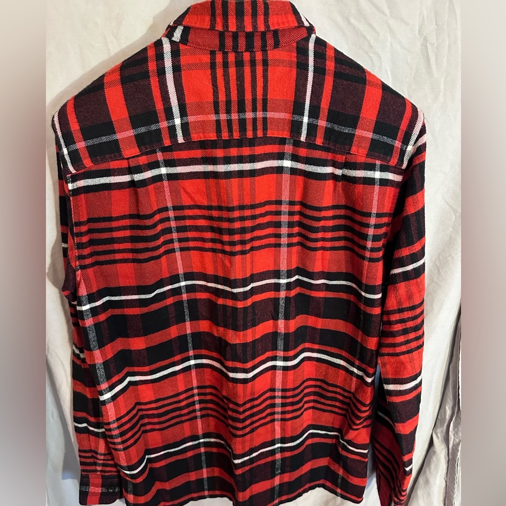 Obey button up - Picture 3 of 3